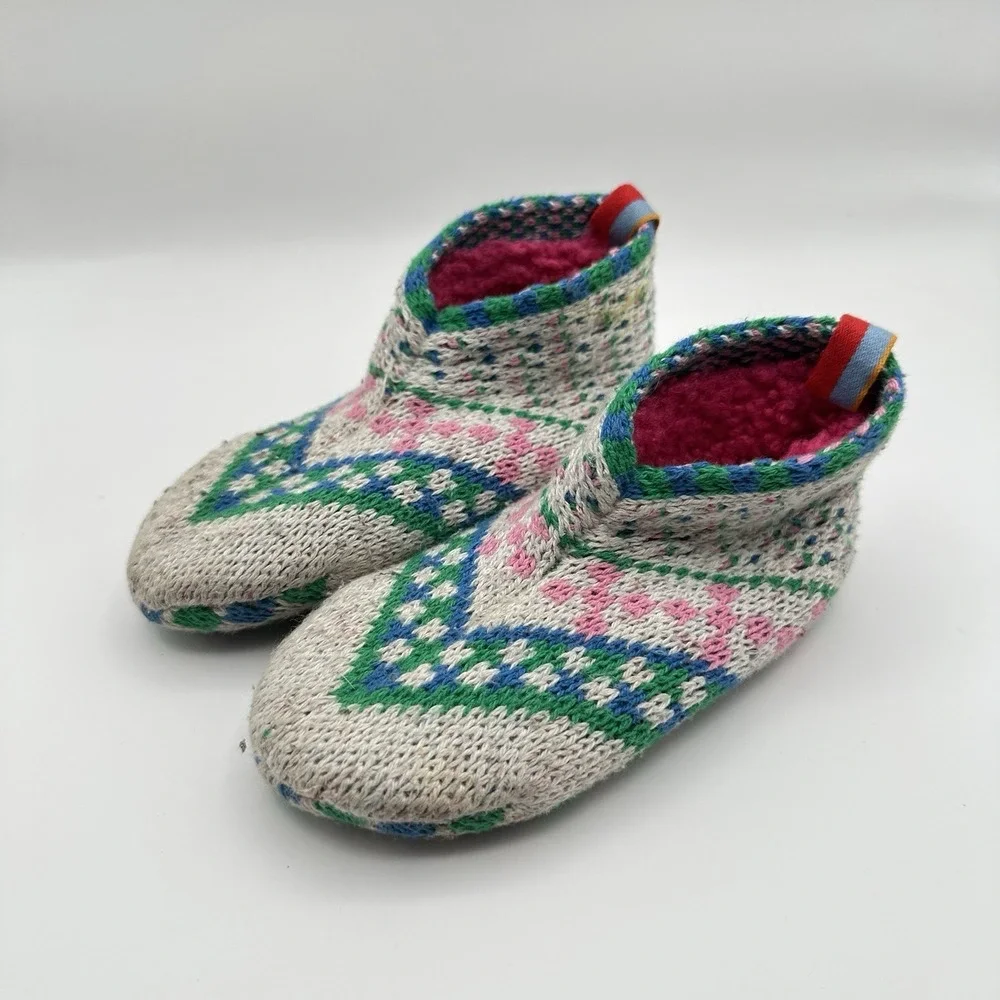 Bombas Gripper Slippers Toddler Size 5-7 House Shoes Camping Winter Lounge Cozy